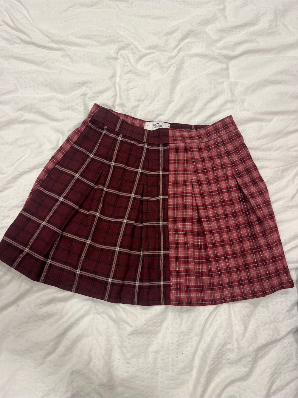 Hollister Two-Tone Plaid Pleated Skirt - Burgundy & Pink